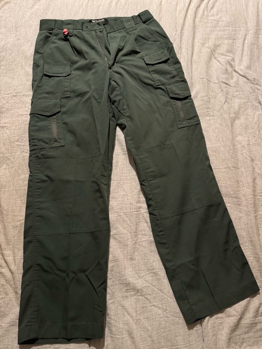 Blackhawk Men's Olive Green Cargo Pants with Multi-Pocket Utility Design